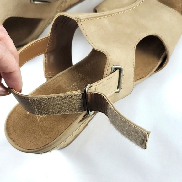 Aerosoles Heelrest Shortcake Wedge Slingback Sand Walking Sandals Size 7.5W - Picture 5 of 14